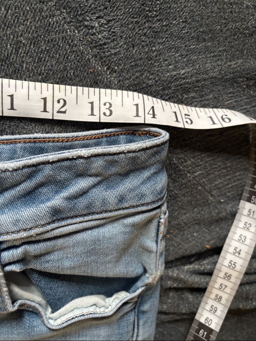 American Eagle Outfitters Light Blue Skinny Jeans | Size 6 - Picture 9 of 13